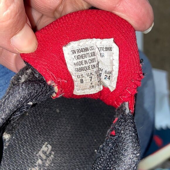 4/$30 SKECHERS RED BLACK BOY SHOES SIZE 8 US - Picture 14 of 16